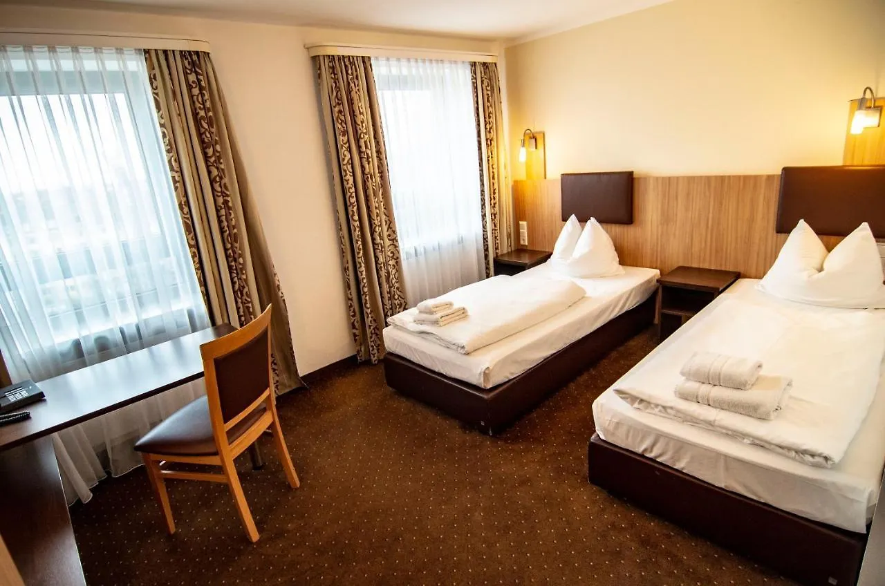 Hotel Ausbildungshotel St. Theresia Munich
